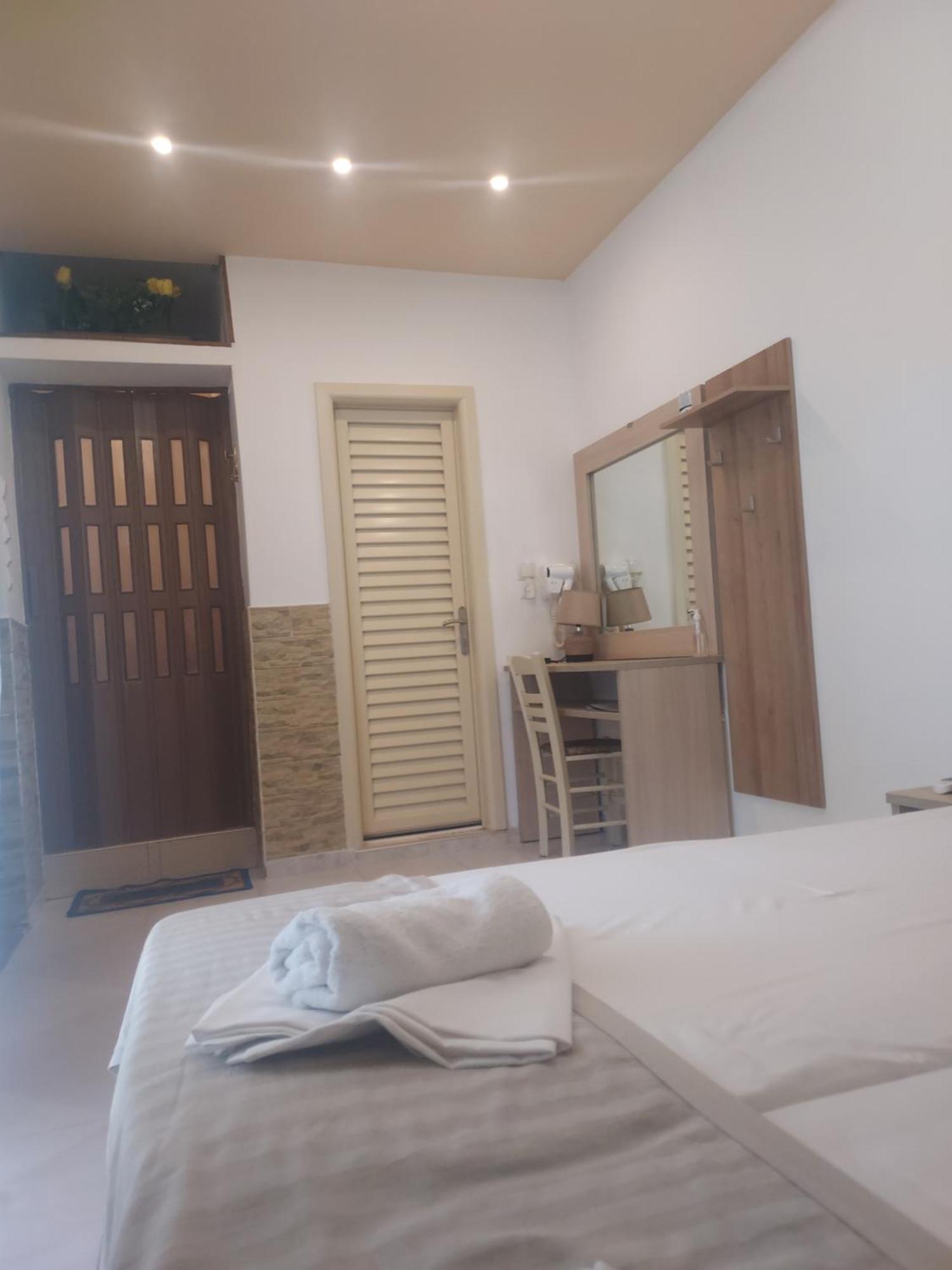 Fernando Hotel Ofrínio Kültér fotó