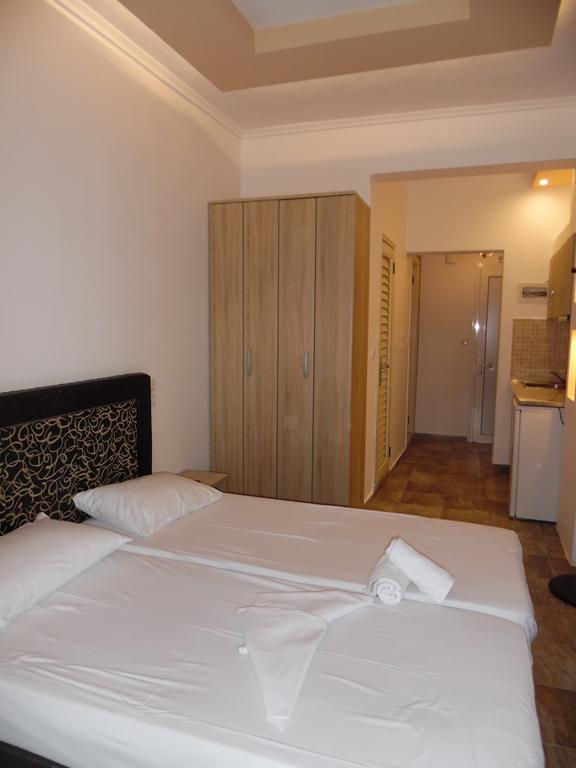 Fernando Hotel Ofrínio Kültér fotó